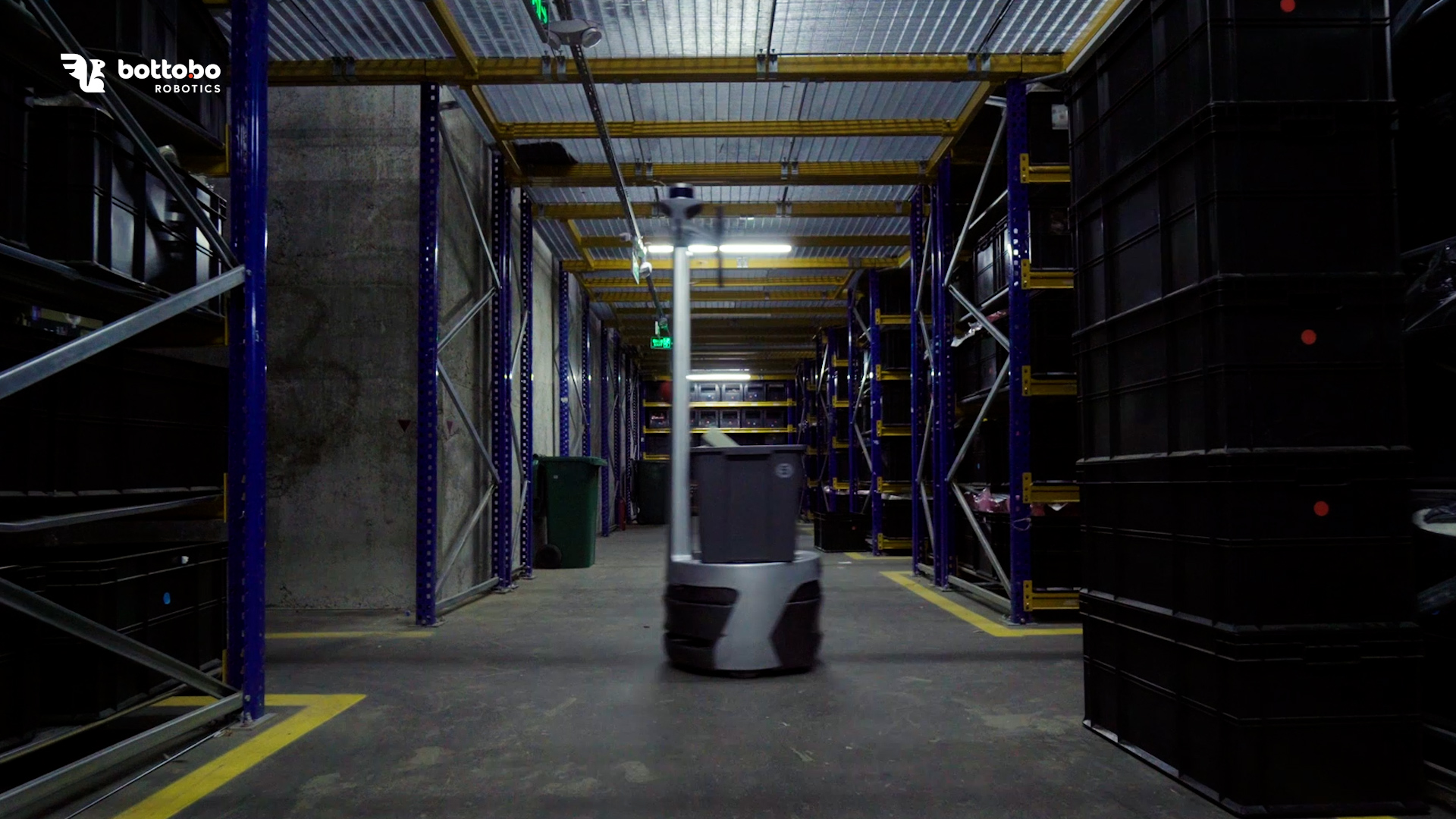 Bottobo P2G Robot in a Warehouse